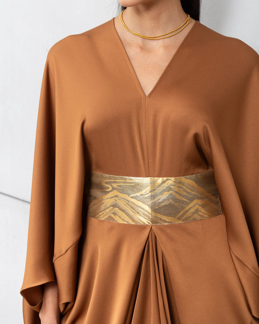 جلابية ألور المرصعة بالجواهر