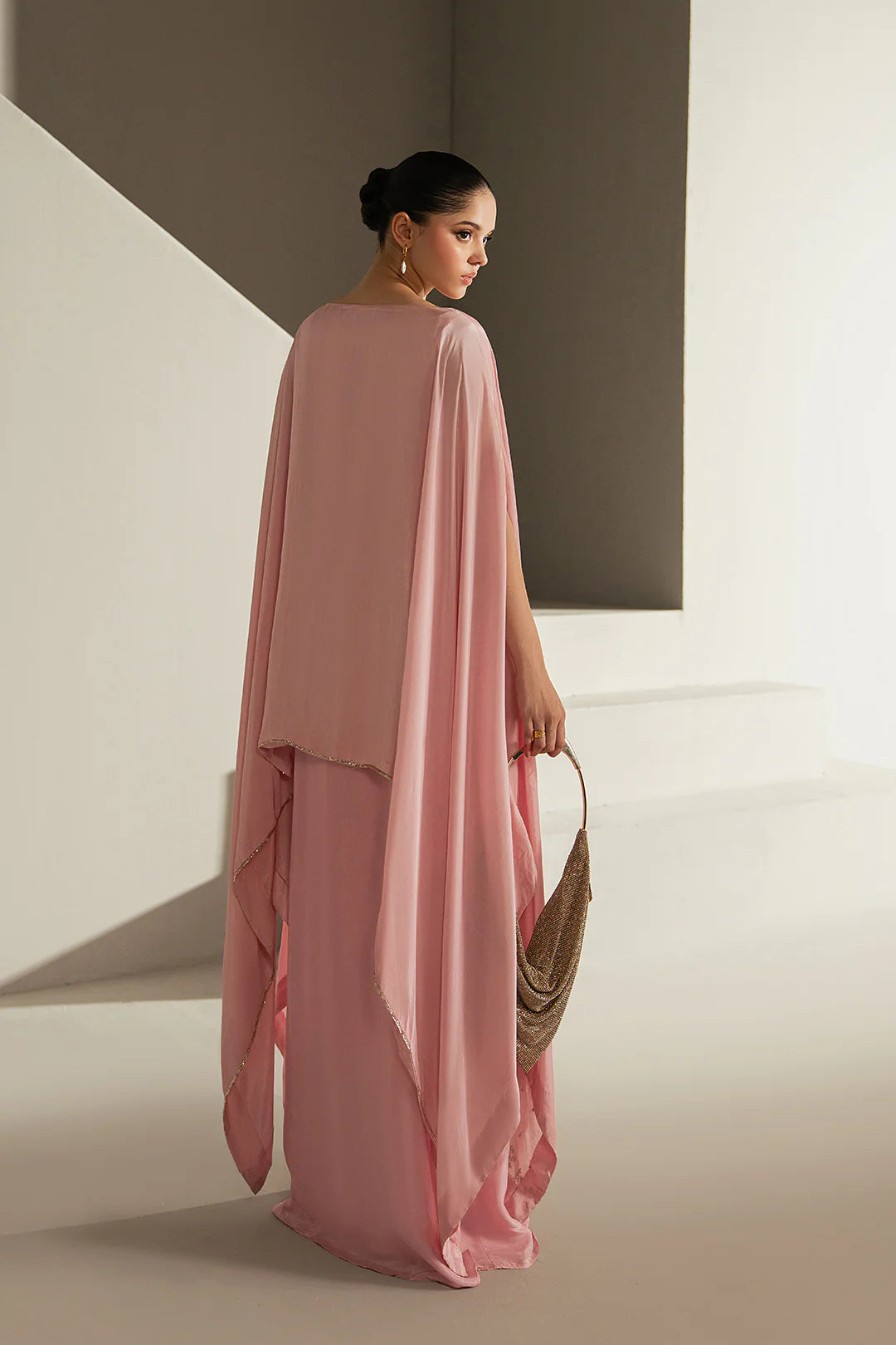 TOP ZARAÏE DÉCOUPÉ — ALIZAY SAAD | 2026 ÉDITION