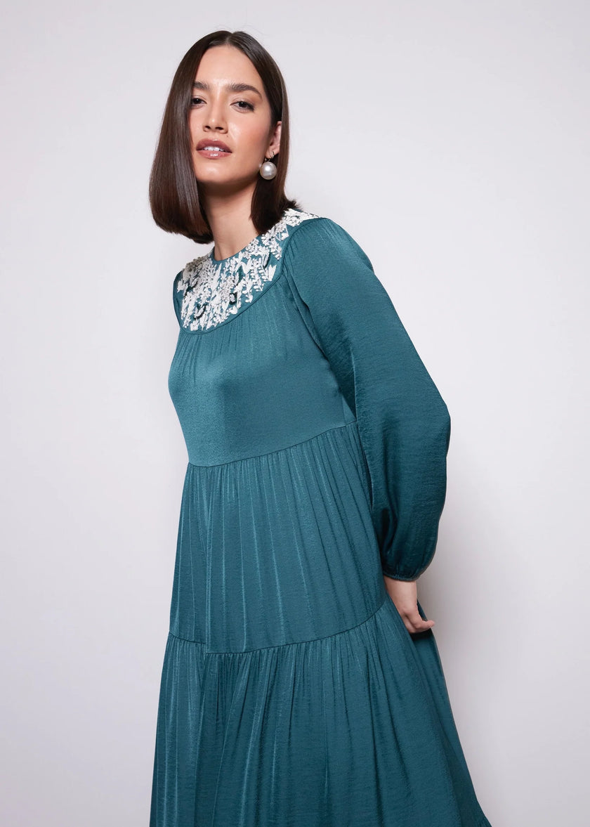 Imperial Emerald Jalabiya by Alizay Saad