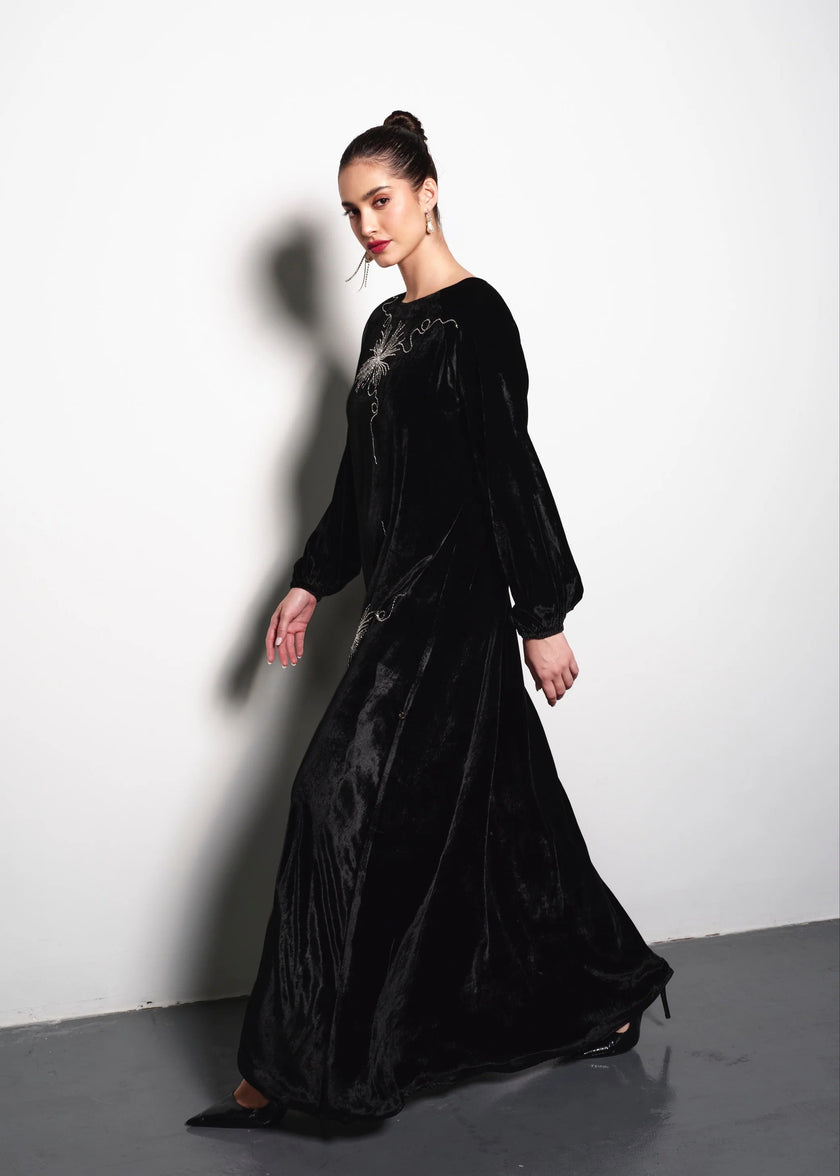 جلابية ألور المرصعة بالجواهر