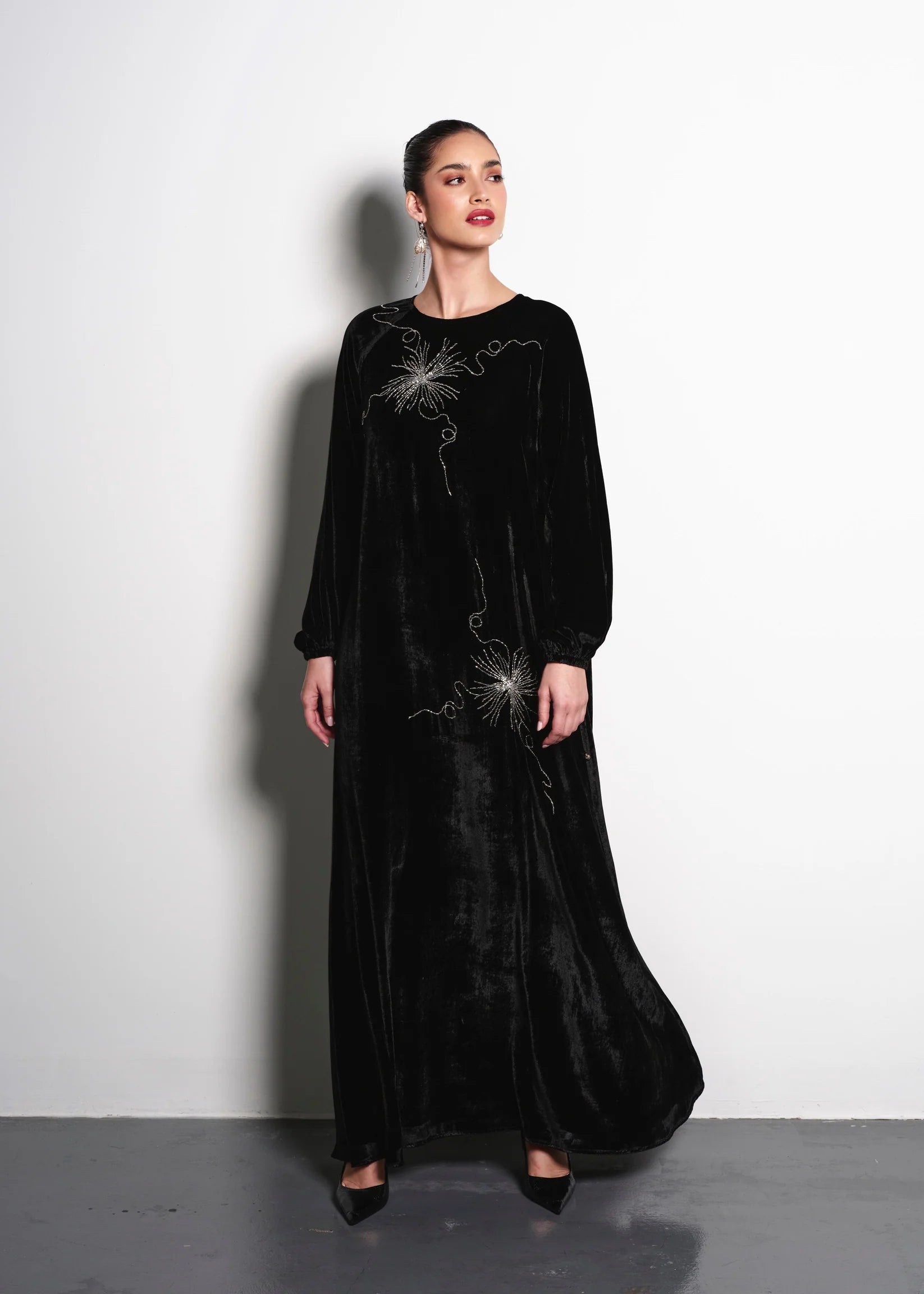 جلابية ألور المرصعة بالجواهر