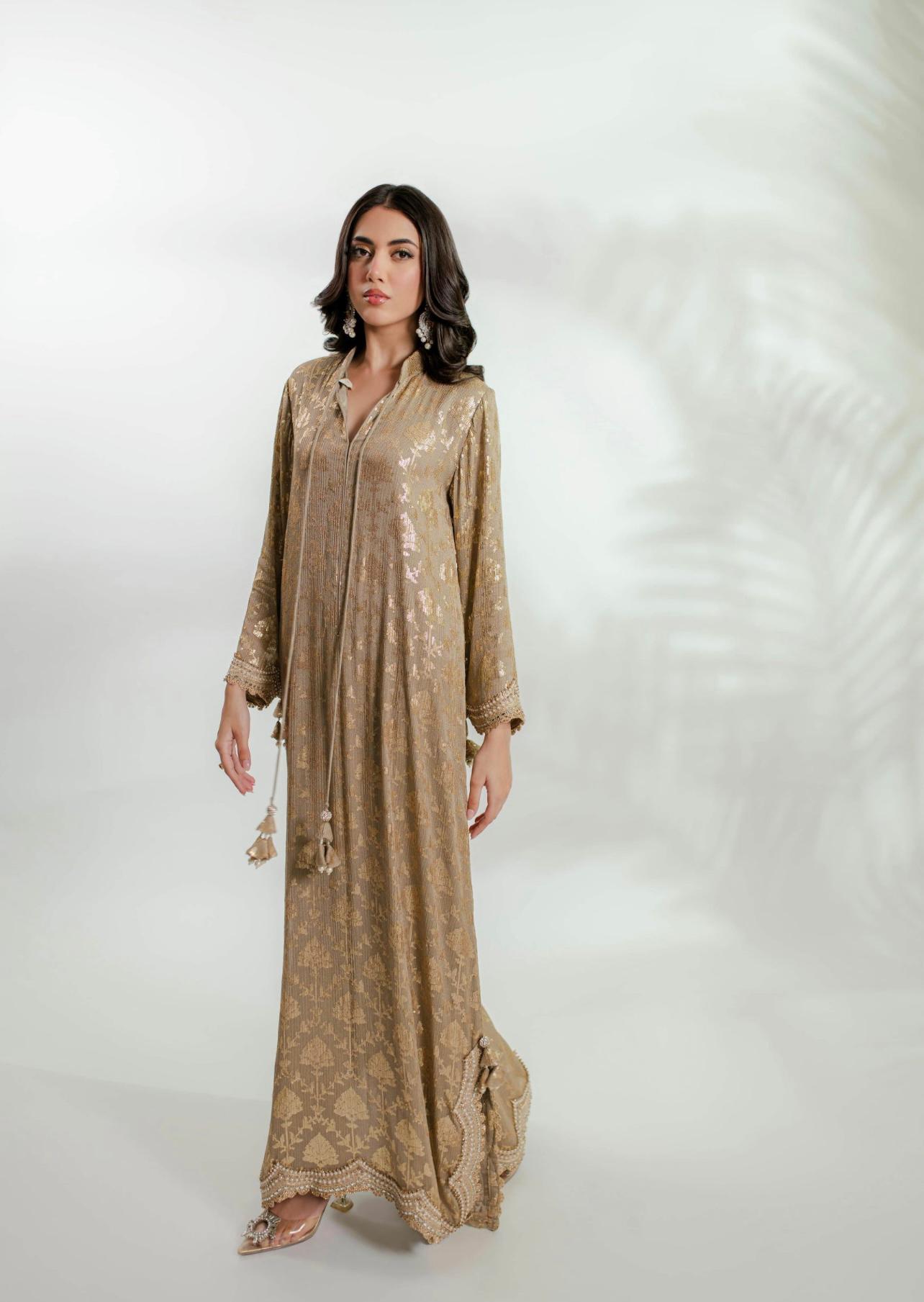 قفطان يوفوريا الذهبي