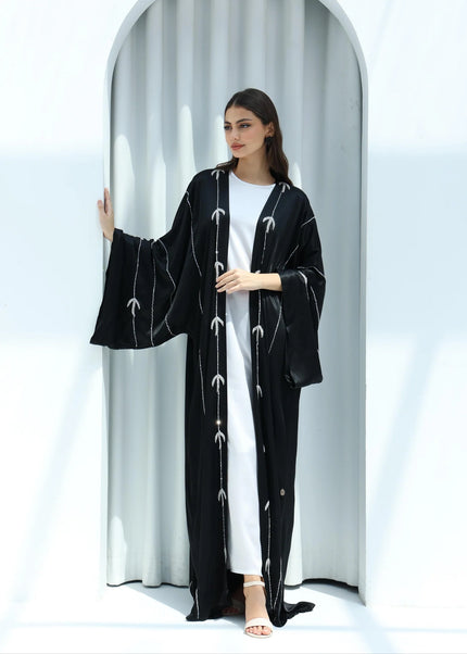 Noor El-Lux Abaya by Alizay Saad