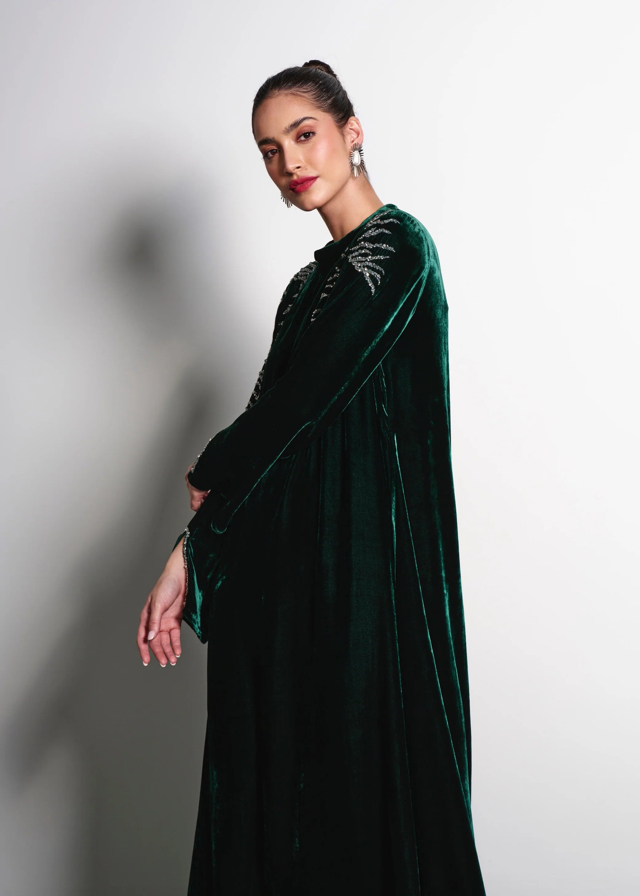 جلابية ألور المرصعة بالجواهر